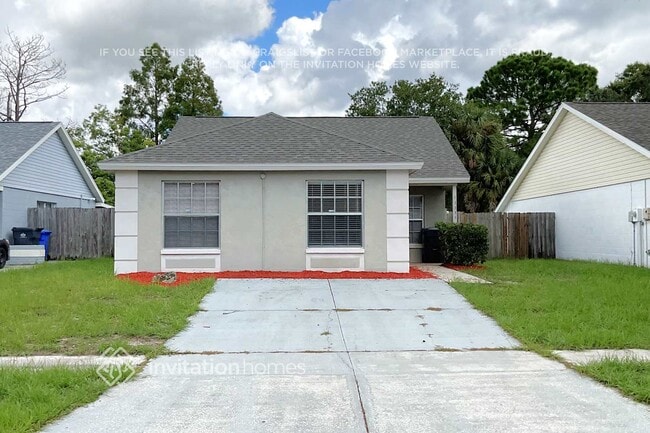 Building Photo - 13333 Laraway Dr