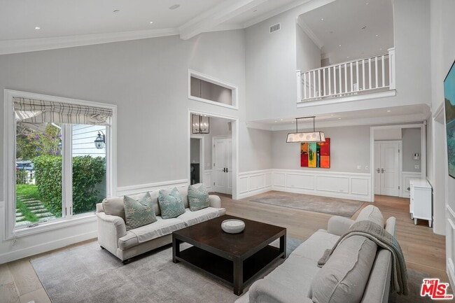 Building Photo - 522 21st St