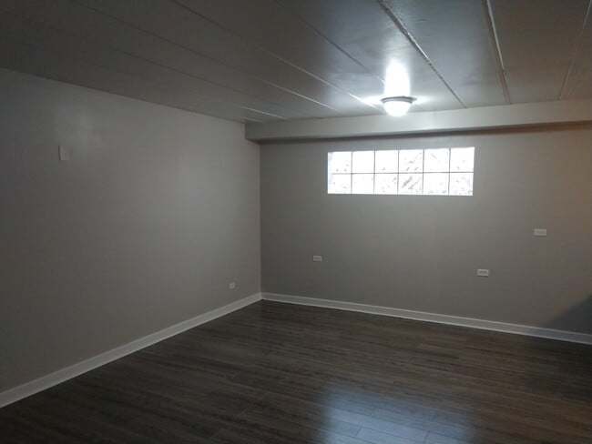 Building Photo - 5813 W 35th St