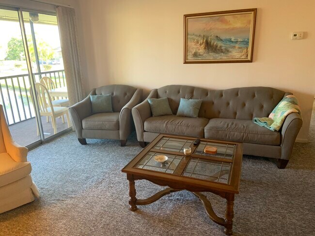 Foto del edificio - 5716 Foxlake Dr