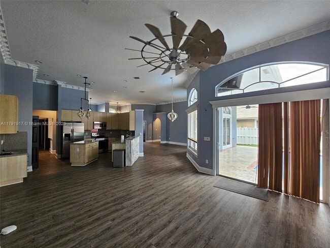 Foto del edificio - 13955 NW 22nd Ct