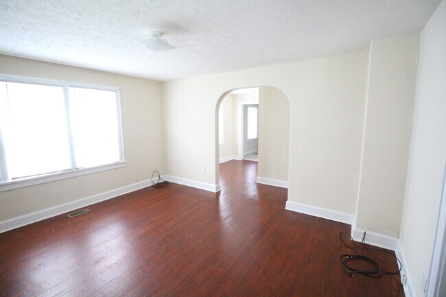 Foto del edificio - 2205 N Glenwood Ave