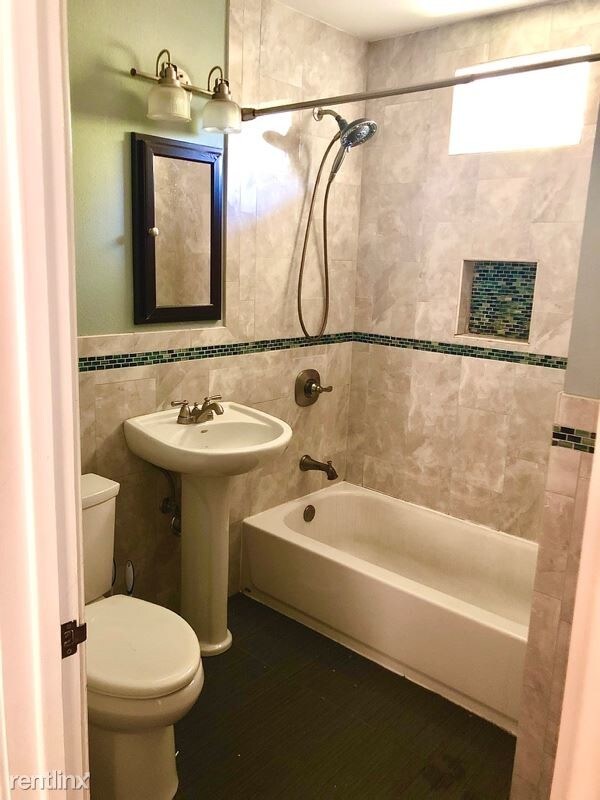Foto del edificio - 3 br, 1 bath House - 1300 Richcreek Rd