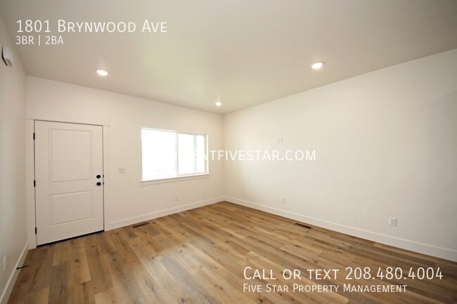 Building Photo - 1801 Brynwood Ave