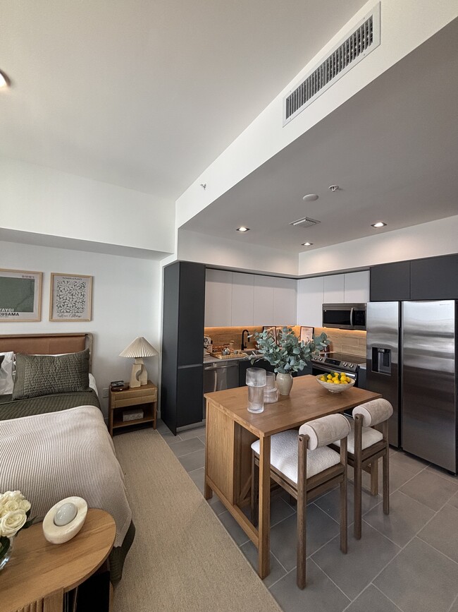 Building Photo - 1990 NW 1st Pl