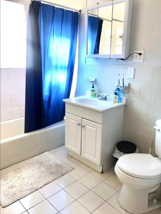 Foto del edificio - 114-116 Thornton St. Unit 1