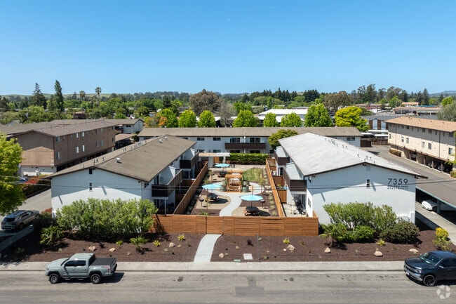 Aerial Photo - Sonoma Park Apartments