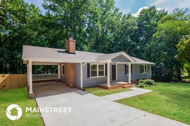 Building Photo - 4542 Lisa Dr