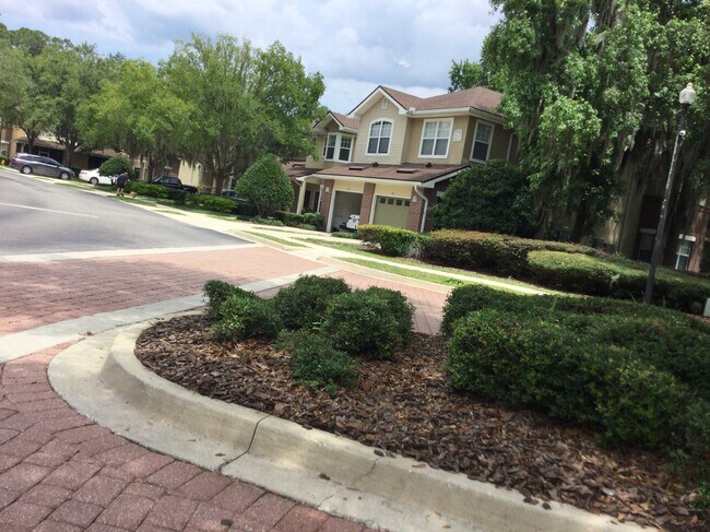 Foto del edificio - 5663 Greenland Rd