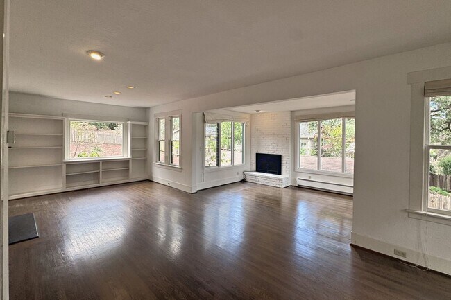 Foto del edificio - 2230 Amherst St