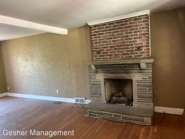 Foto del edificio - 3 br, 1 bath House - 89 Haberman Ave
