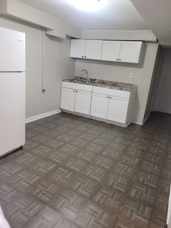 Foto del edificio - 2417 Tyler St