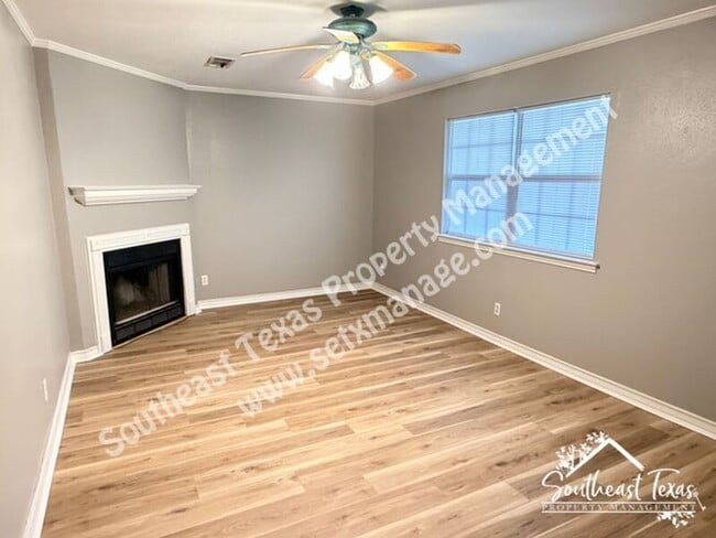 Foto del edificio - 1441 Bassett St