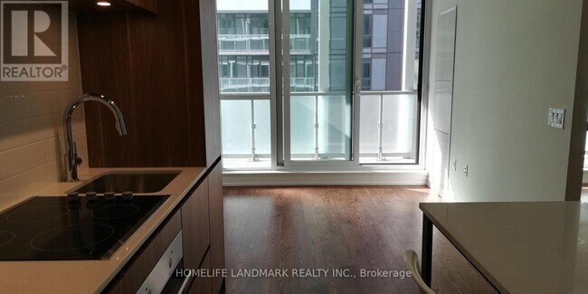 Photo du bâtiment - 34 Tubman Ave