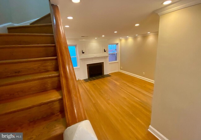 Foto del edificio - 1802 Corcoran St NW