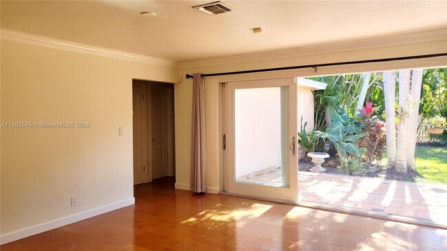 Foto del edificio - 1510 Coolidge St