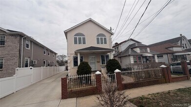 Building Photo - 144-35 224th St