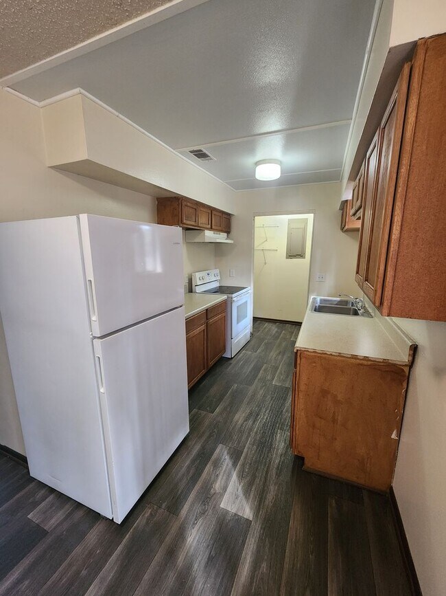 Foto del edificio - 1108 Kelly Dr