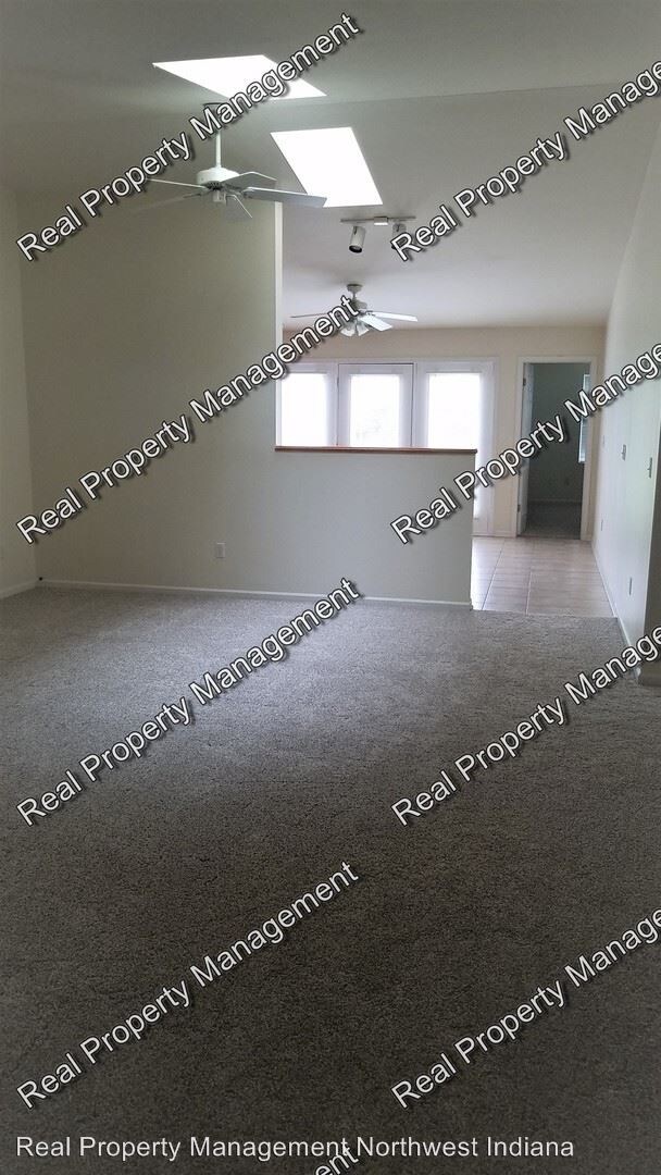 Building Photo - 3 br, 2 bath House - 1715 Chestnut Drive