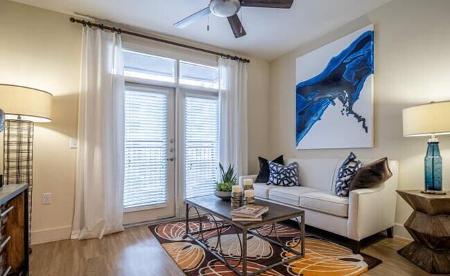 Building Photo - 1 bedroom in Houston TX 77057