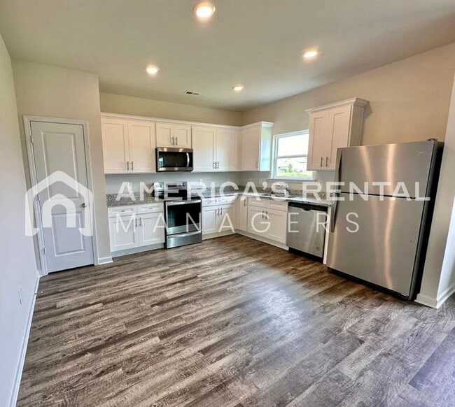Building Photo - One Month Free AND Half Off Deposit!! New Construction Home in Montevallo, AL for Rent!  DEPOSIT ...