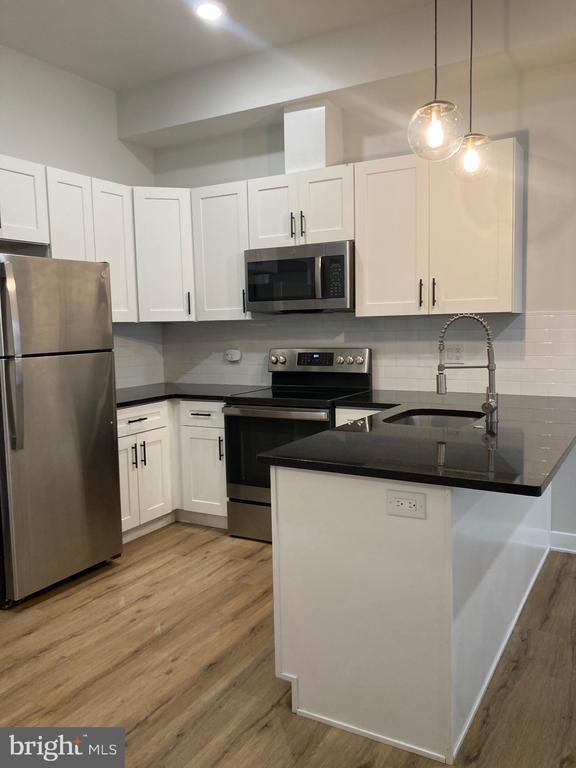 Foto principal - 2045-49 N 2nd St
