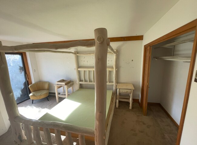 Building Photo - 401 Wild Wagoner Trl