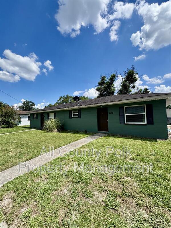 Building Photo - 2415 S Crystal Lake Dr