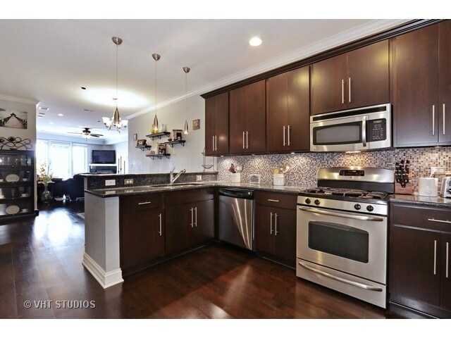 Foto del edificio - 4950 N Western Ave