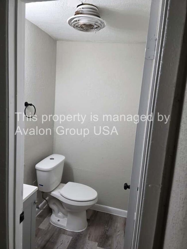 Building Photo - 3137 Kingston St
