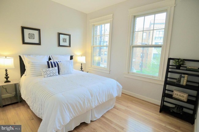 Foto del edificio - 2902 Porter St NW