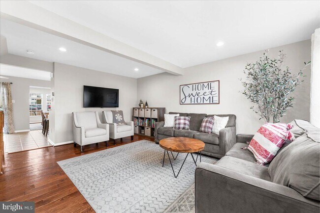 Foto del edificio - 1219 Hunter Ln