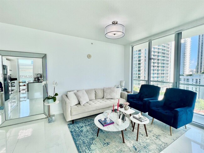 Foto del edificio - 79 SW 12th St