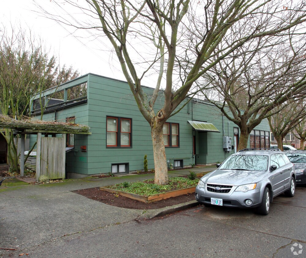Foto del edificio - 4801-4803 Fremont Ave N