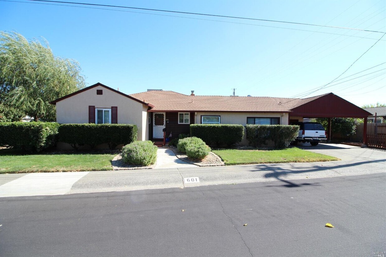 601 Albacete Dr, Vacaville, CA 95688 House for Rent in Vacaville, CA