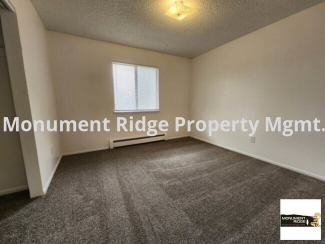 Foto del edificio - Available Now! Remodeled 2 bed 1 bath Upst...