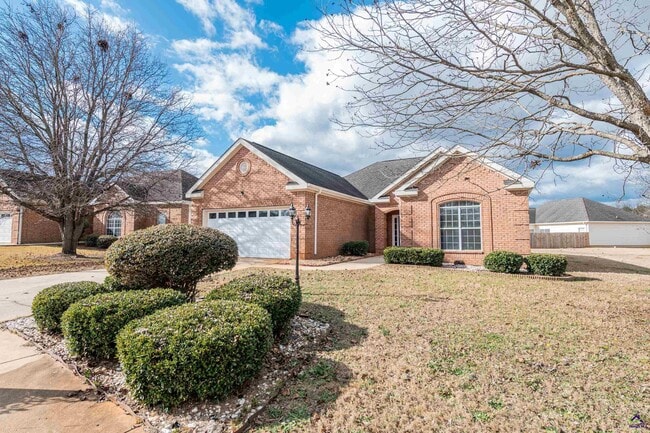 Building Photo - 100 Oldfield Ct