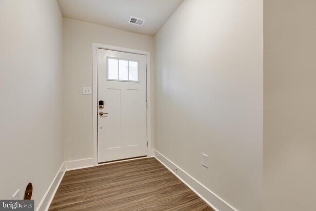 Foto del edificio - 11448 Starlight Pl