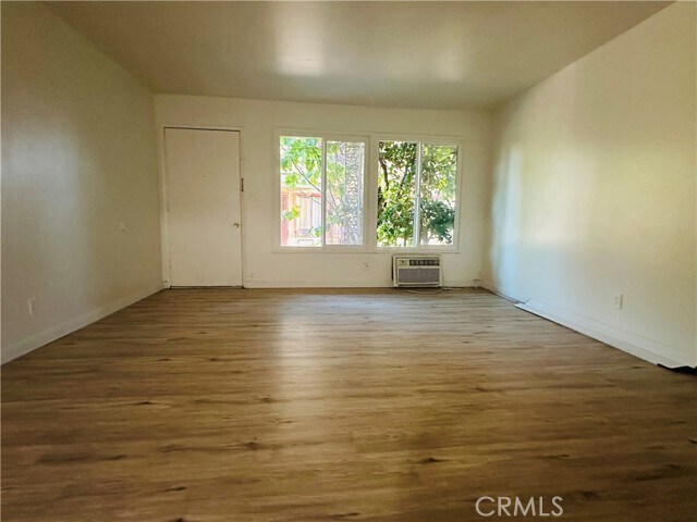 Foto del edificio - 607 N Dalton Ave