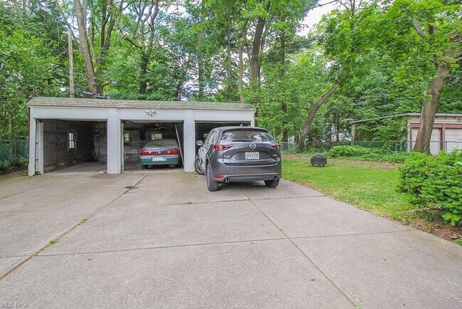 Foto del edificio - 2636 Colchester Rd