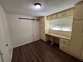 Building Photo - 3333 El Encanto Ct