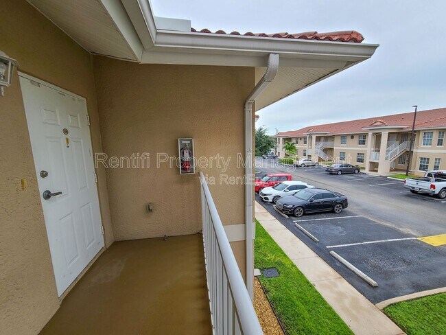Foto del edificio - 8513 Bernwood Cove Loop