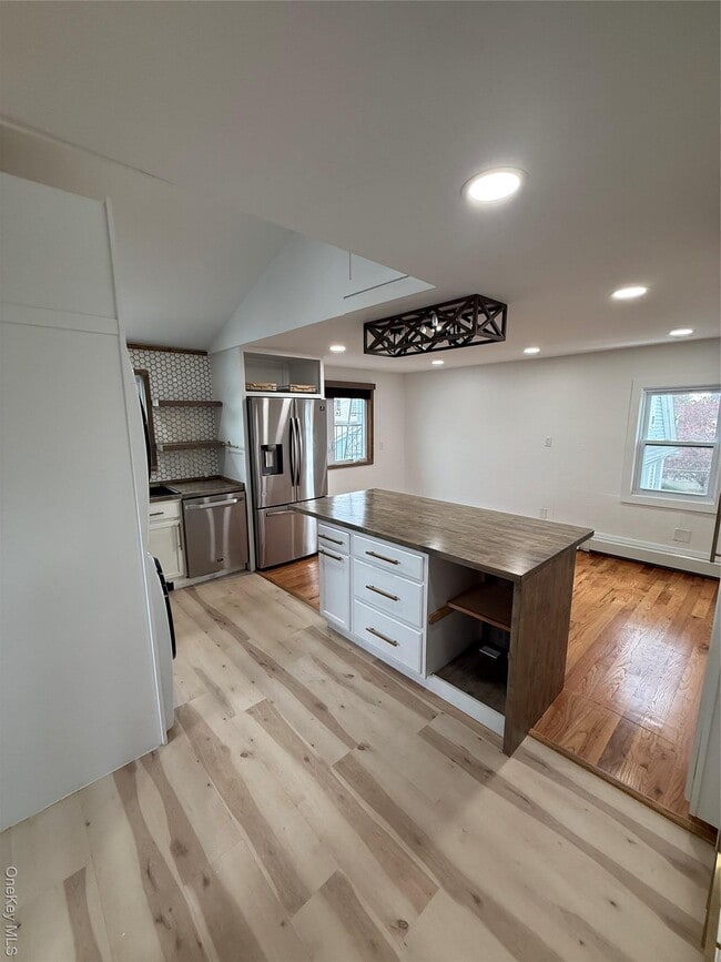 Foto del edificio - 51 Mt Joy Pl