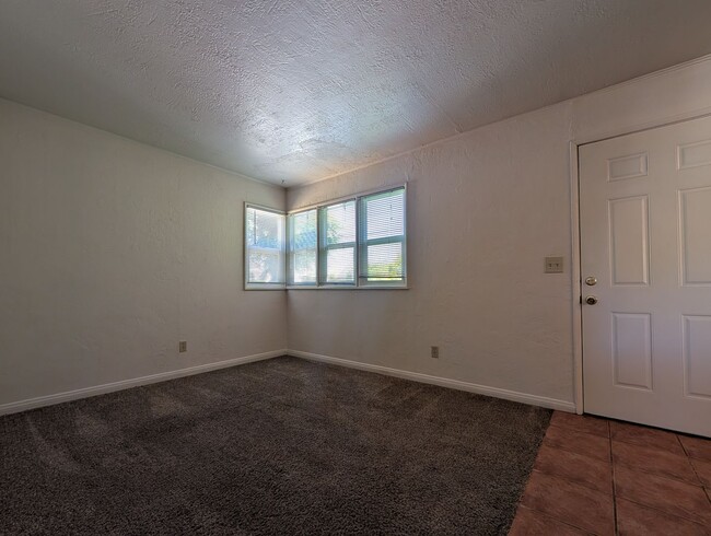 Photo - 436mill Apartment