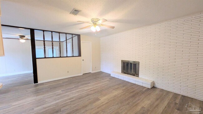 Building Photo - 1025 Revere Dr