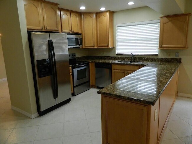 Foto del edificio - 4002 NW 73rd Ave