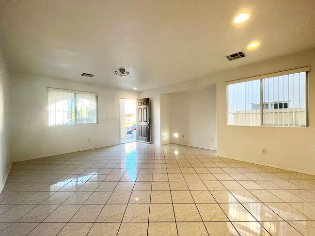 Foto del edificio - 1019 Monte De Oro Ave