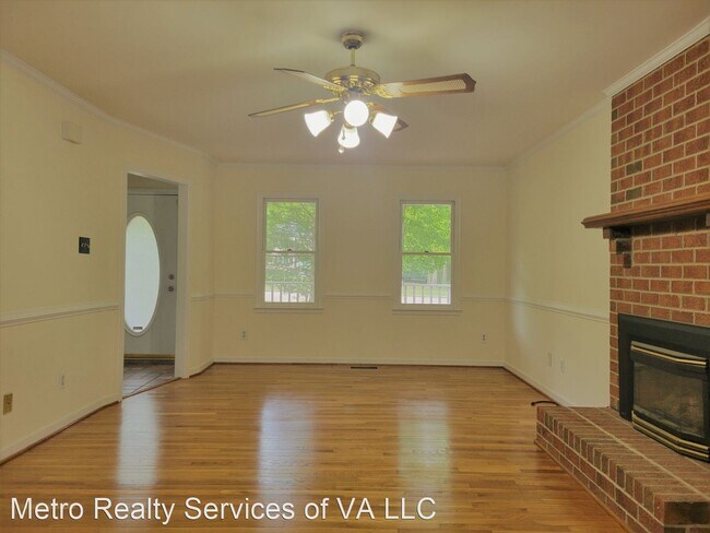 Building Photo - 3 br, 2.5 bath House - 15536 Pypers Pointe...