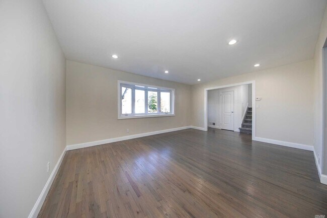 Foto del edificio - 3536 Bayfield Blvd