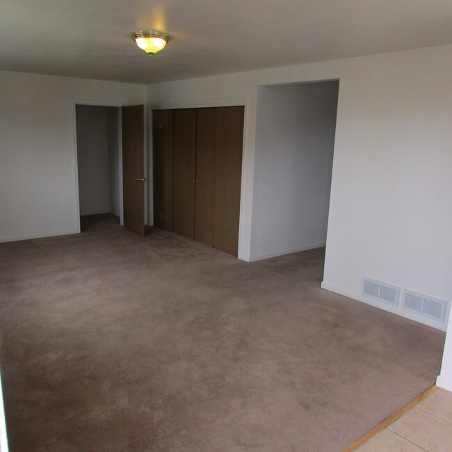 Large Living Room - 2150 Frances St